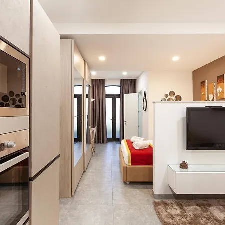 Apartment Modern & Lovely - Prime Location *