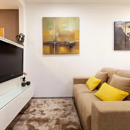 Modern & Lovely - Prime Location San Ġiljan