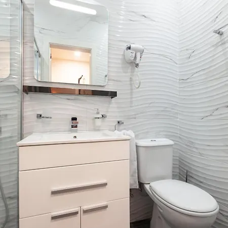 Apartment Modern & Lovely - Prime Location