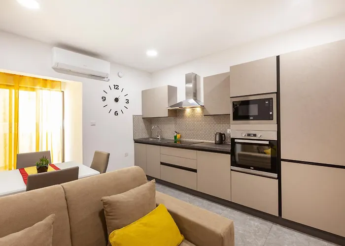 Modern & Lovely - Prime Location * Saint Julian's