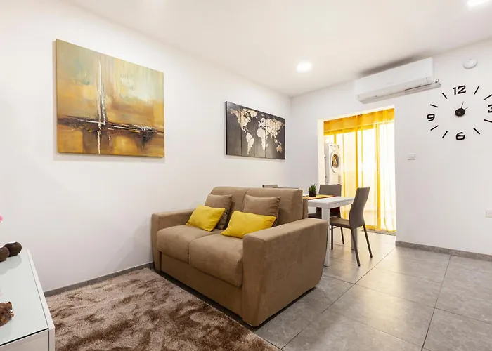 Modern & Lovely - Prime Location 아파트 *