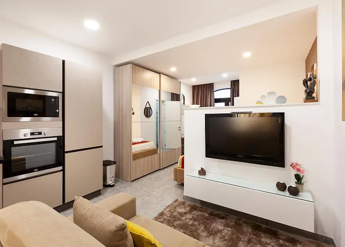 Daire Modern & Lovely - Prime Location *